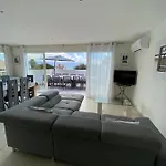 ヴィラ Le Week End アジャクシオ