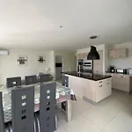 Le Week End アジャクシオ