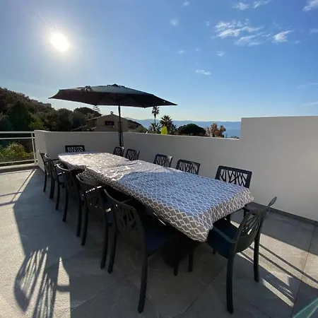 Le Week End Villa